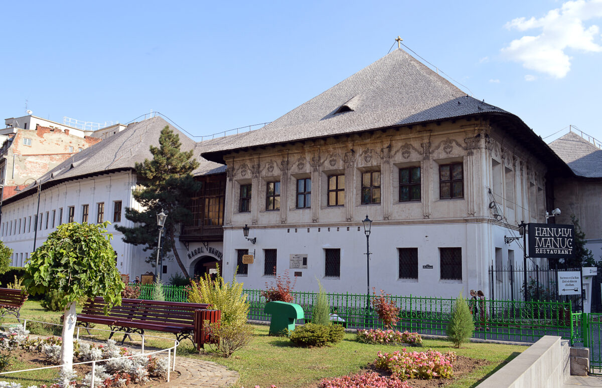 manuc inn old town bucharest